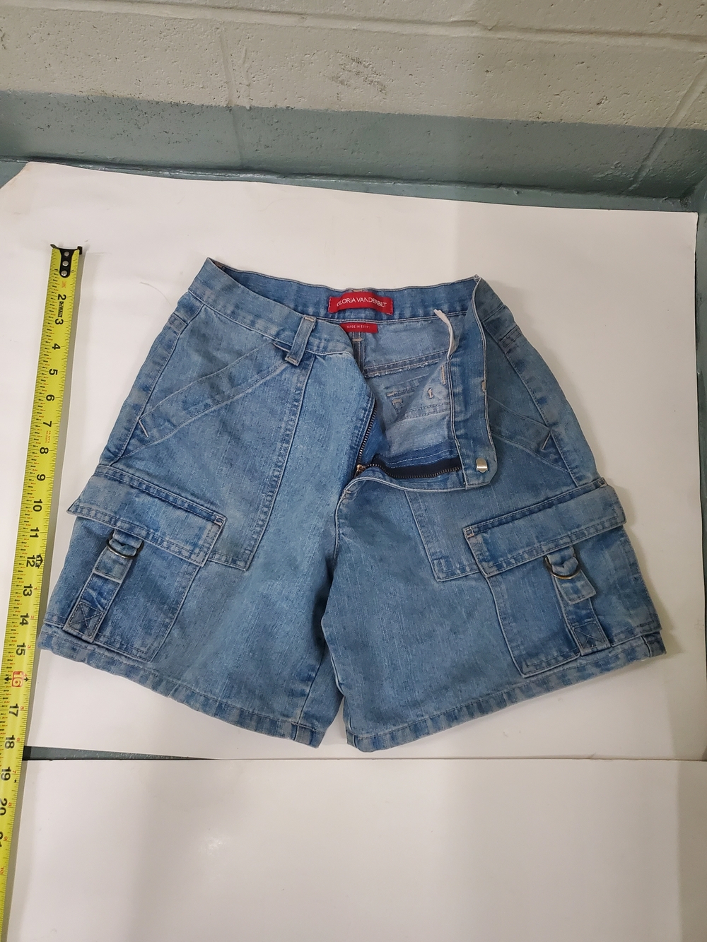 Gloria Vanderbilt Light Wash Denim Cargo Shorts - Light Blue